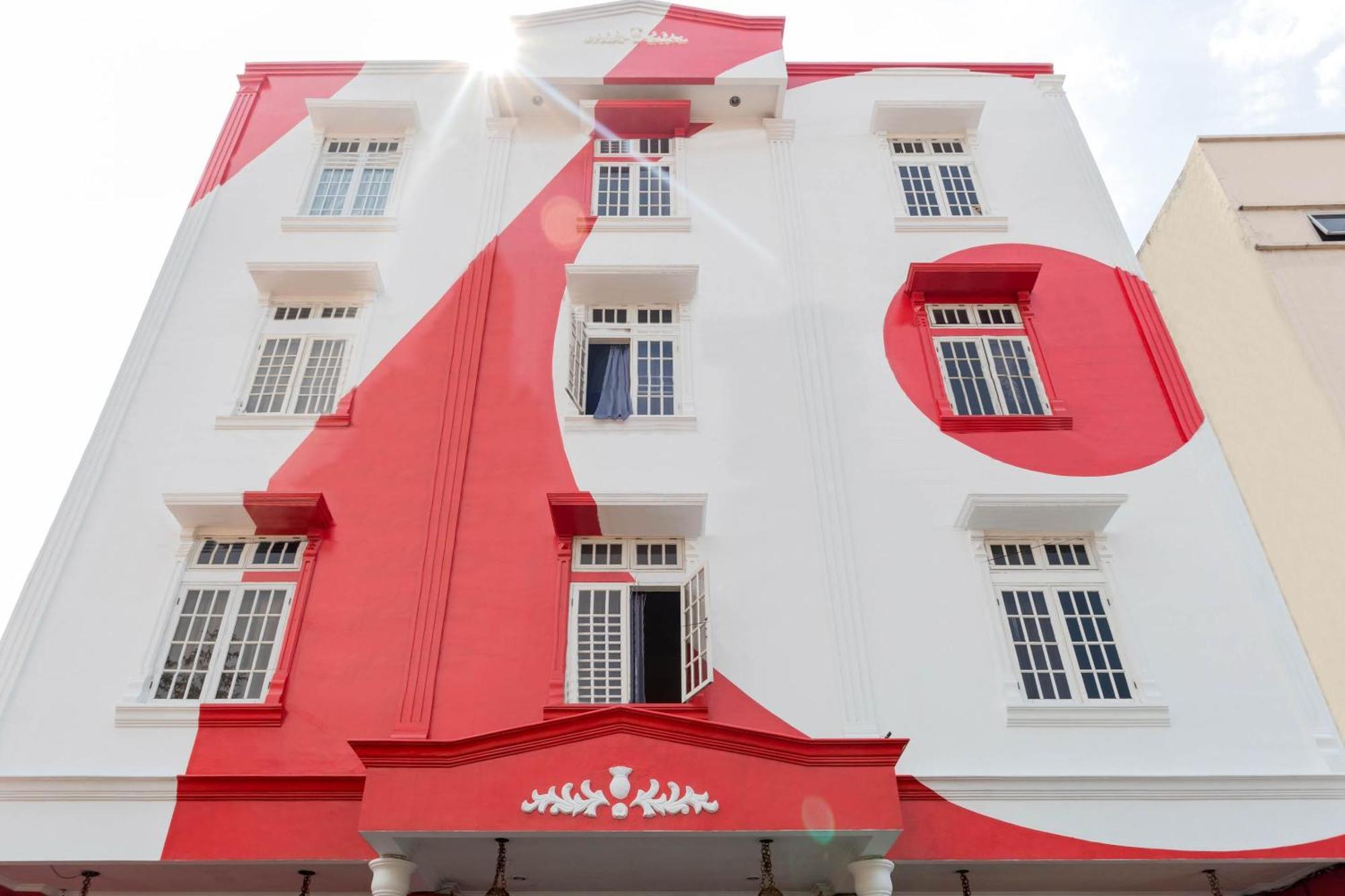 Oyo 1111 Pasar Baru Inn جاكرتا المظهر الخارجي الصورة